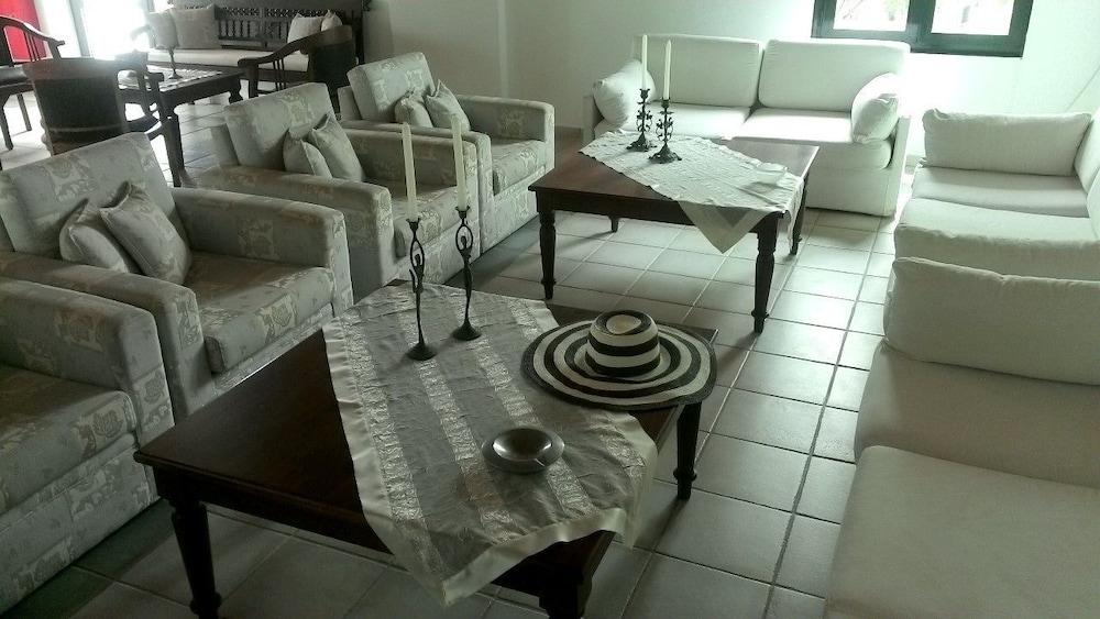 Eva Suites & Apartments Agia Marina Zewnętrze zdjęcie