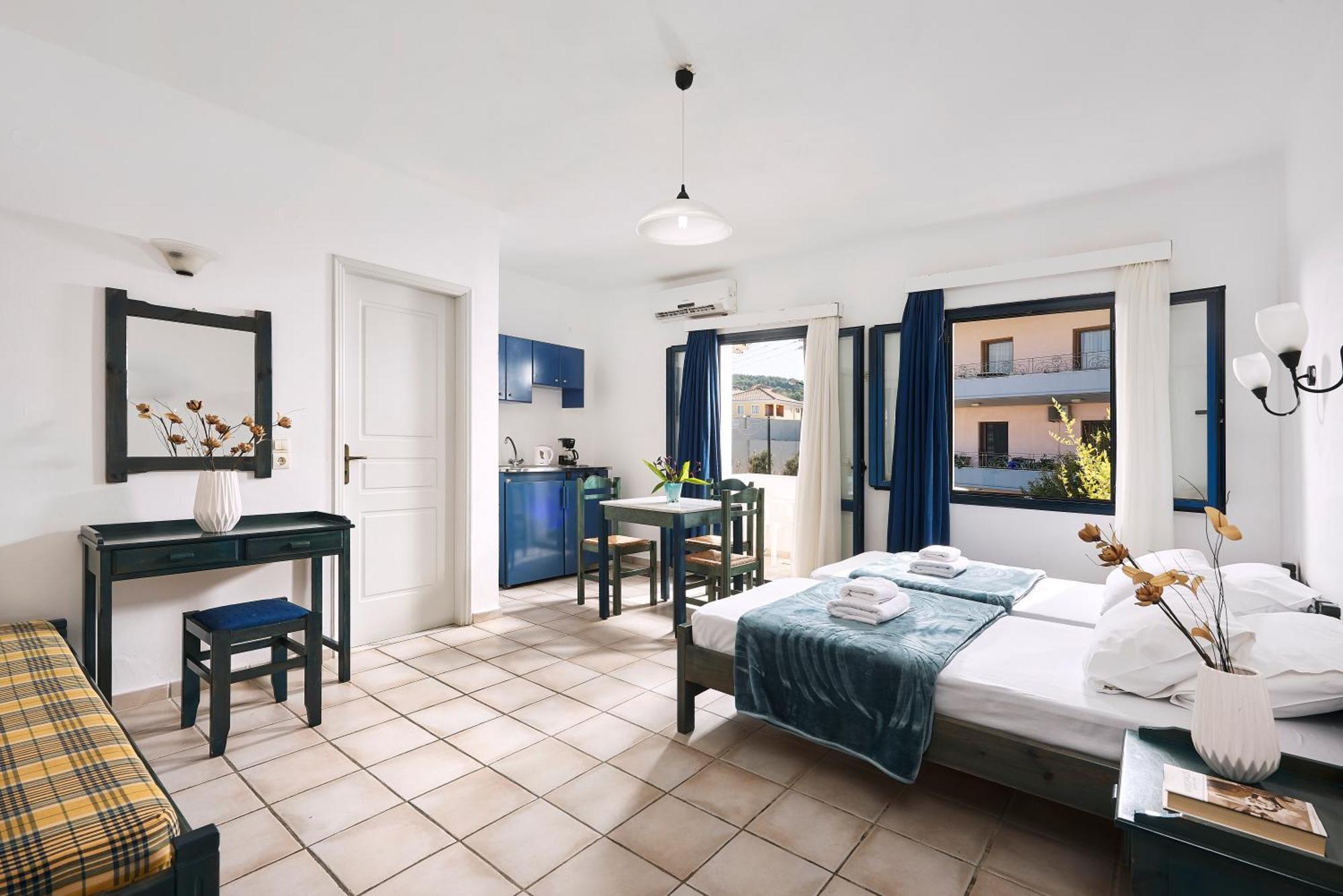 Eva Suites & Apartments Agia Marina Pokój zdjęcie