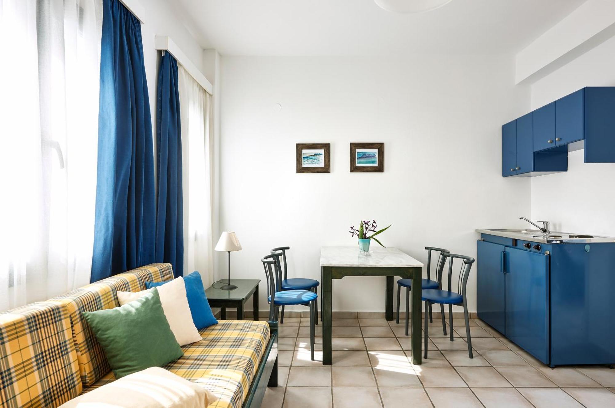 Eva Suites & Apartments Agia Marina Pokój zdjęcie